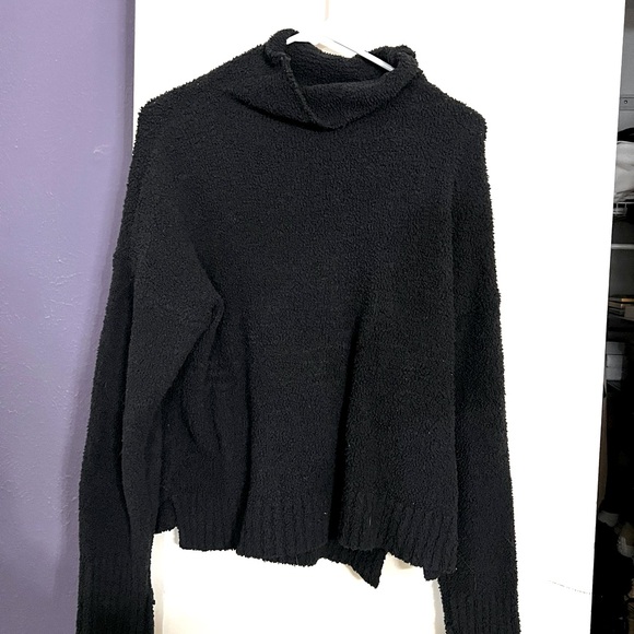 UGG Sweaters - UGG Black Cozy Turtleneck Sweater